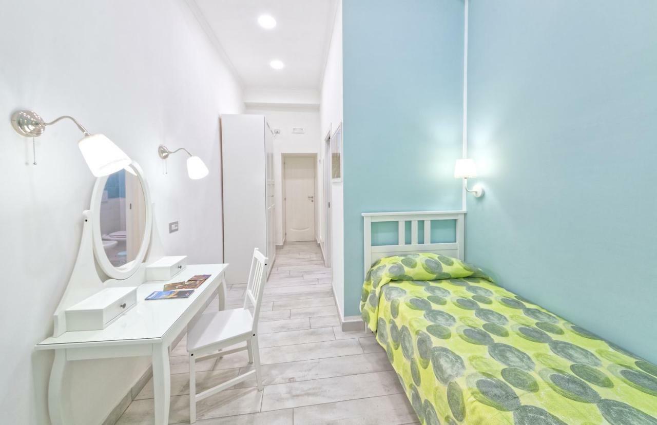 B&B Rest A Napoli Exterior foto
